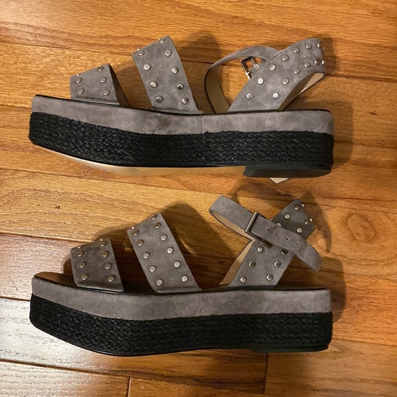 NWOT Charles David Platform sandals size 6 - Picture 2 of 6